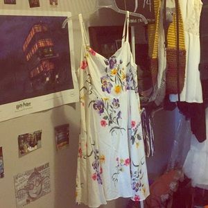 Super Cute Spaghetti Strap Floral Dress!!